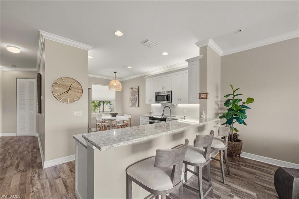 6509 Monterey PT # 203