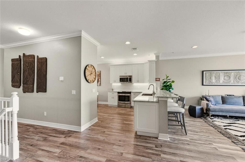 6509 Monterey PT # 203