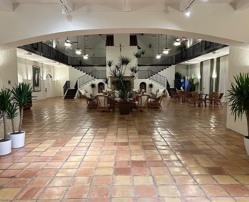 25000 Tamiami TRL E # 154 Unit: D-154