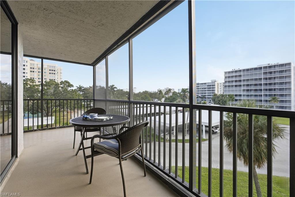 11 Bluebill AVE # 201