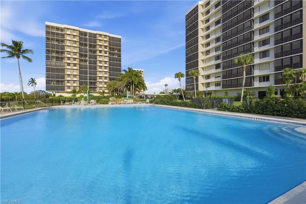 11 Bluebill AVE # 201