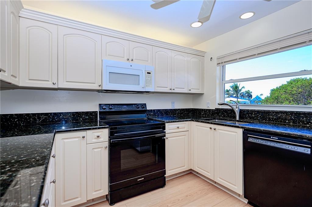 1100 8th AVE S # 309C