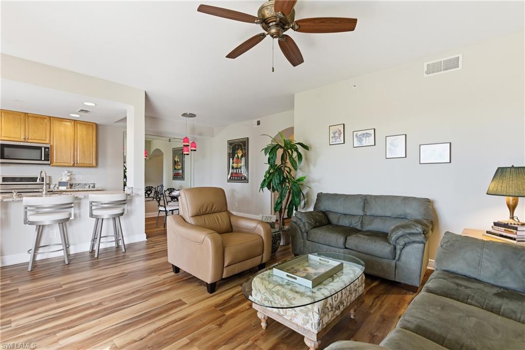 9350 Highland Woods BLVD # 4202