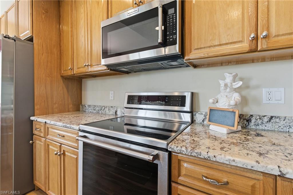 9350 Highland Woods BLVD # 4202