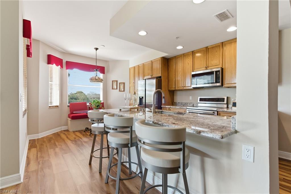 9350 Highland Woods BLVD # 4202