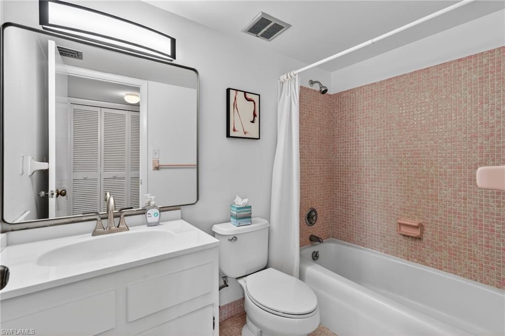 5 High Point CIR W # 303