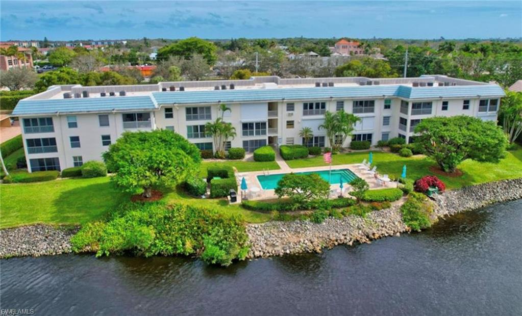 3055 Riviera DR # 306