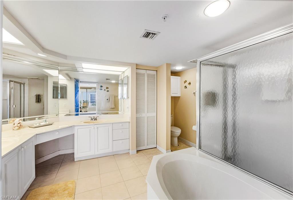 21 Bluebill AVE # 403B