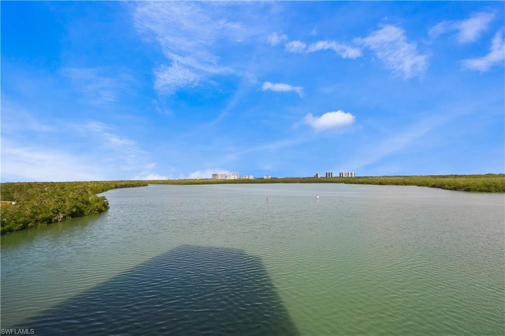 21 Bluebill AVE # 403B