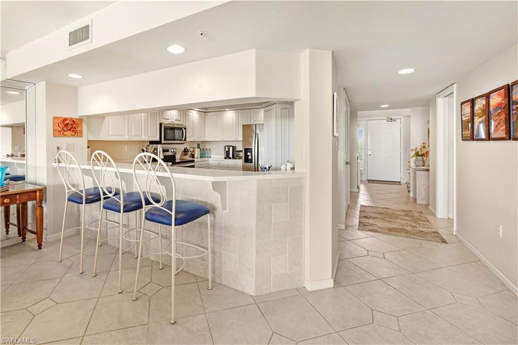 21 Bluebill AVE # 403B