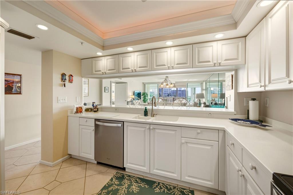 21 Bluebill AVE # 403B