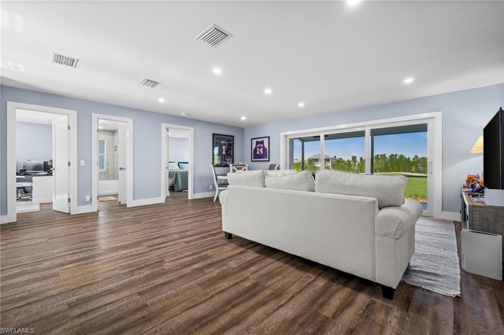 225 Memory Ln # 2464