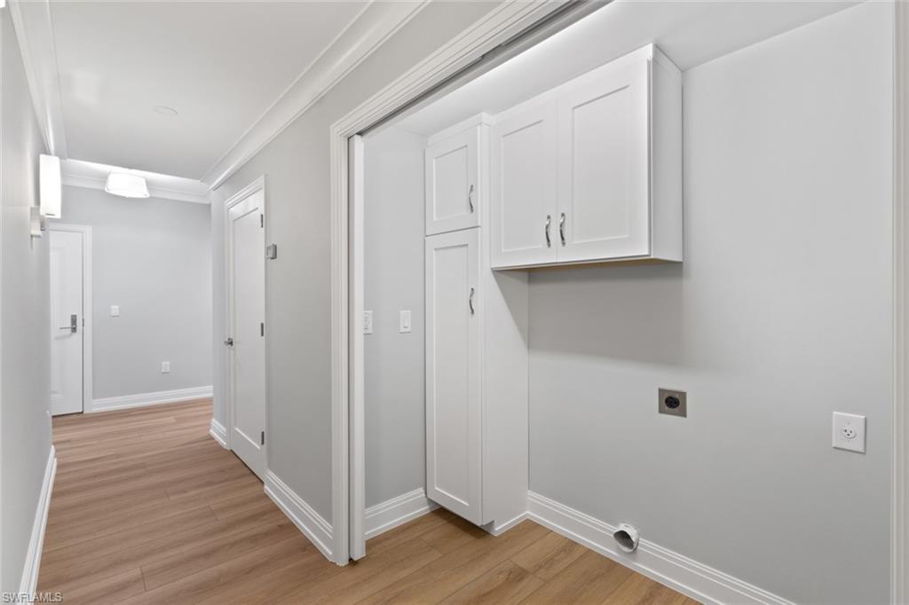 3399 Gulf Shore BLVD N # 111