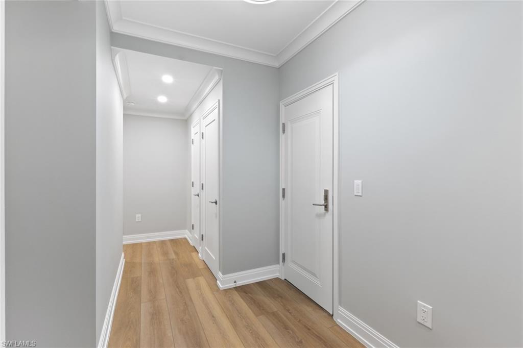 3399 Gulf Shore BLVD N # 111