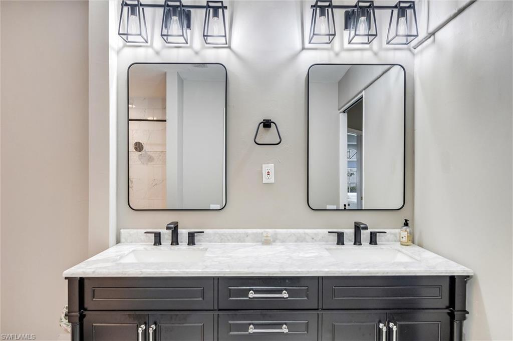 28080 Cavendish CT # 2006