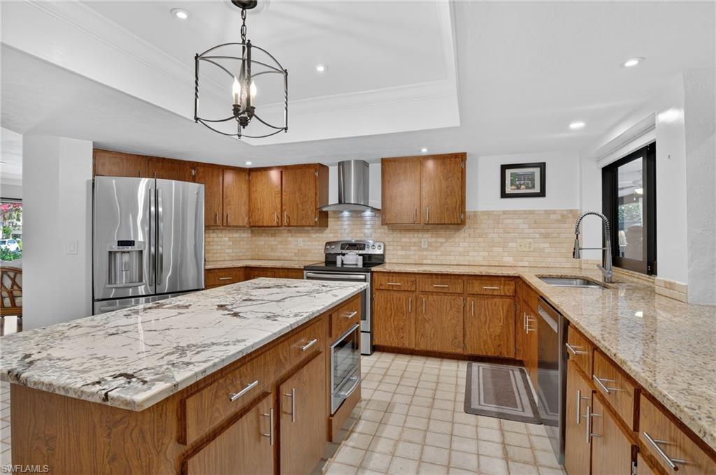 2140 Evergreen Lake CT