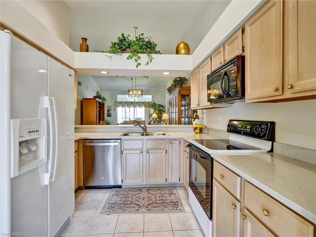 421 Country Hollow CT # D202