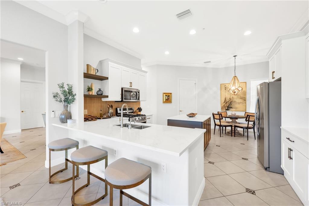 3031 Marengo CT # 203