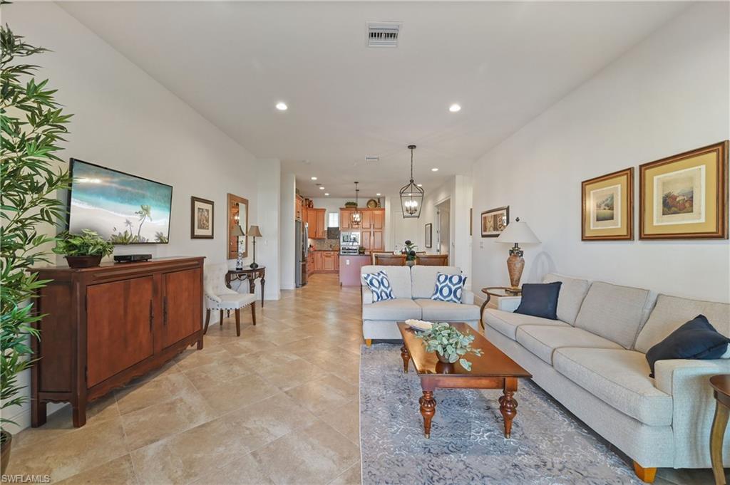 21450 Strada Nuova CIR # 303