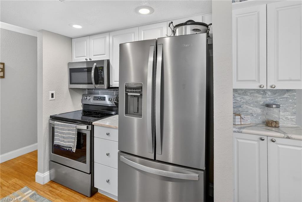 2366 E Mall DR # 215