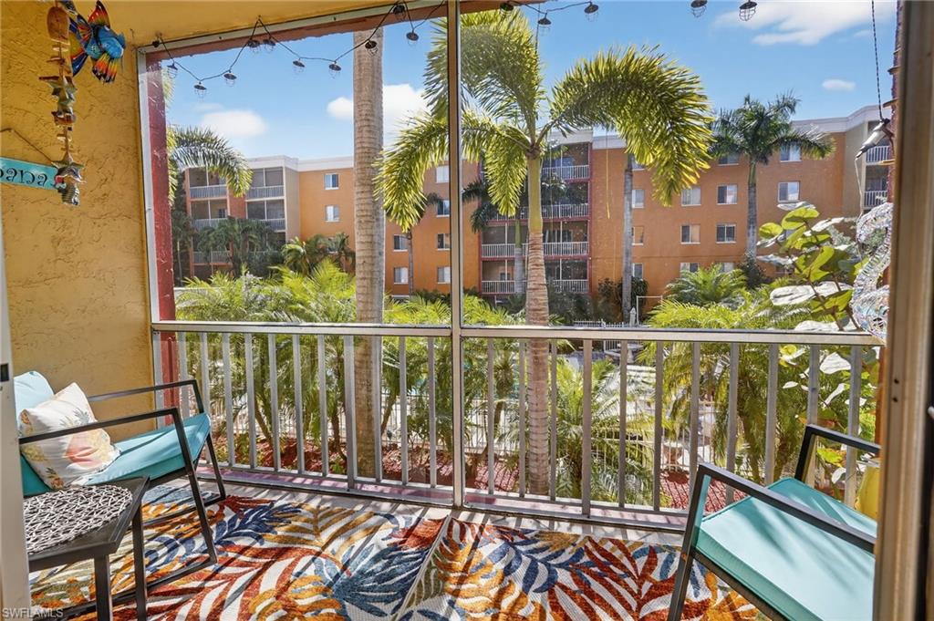 2366 E Mall DR # 215