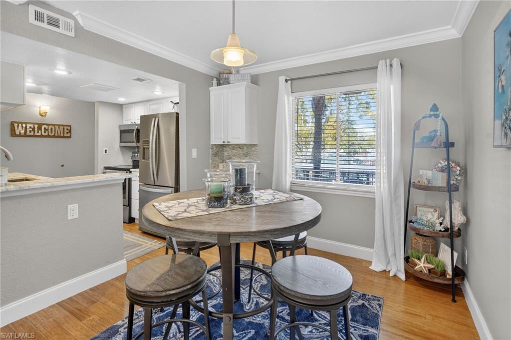 2366 E Mall DR # 215