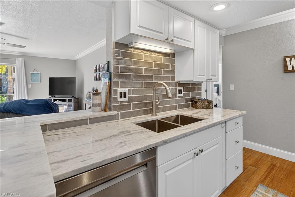 2366 E Mall DR # 215