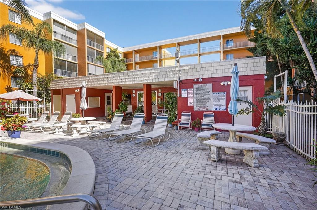 2366 E Mall DR # 215