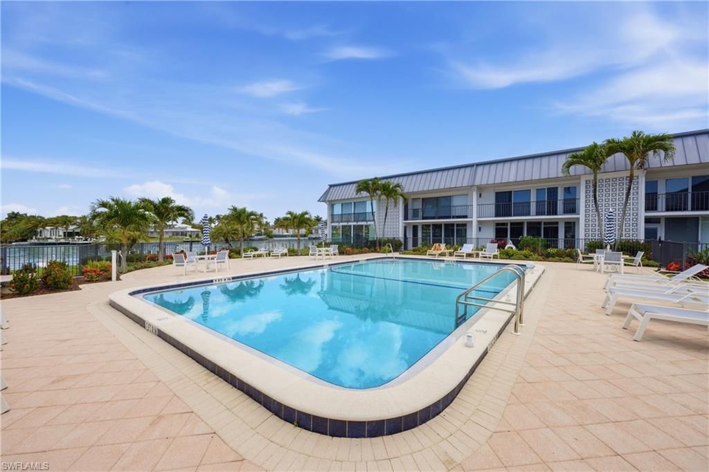 333 Harbour DR # 109