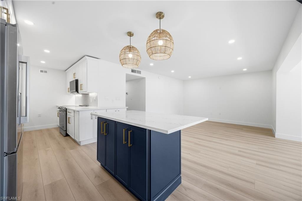 333 Harbour DR # 109