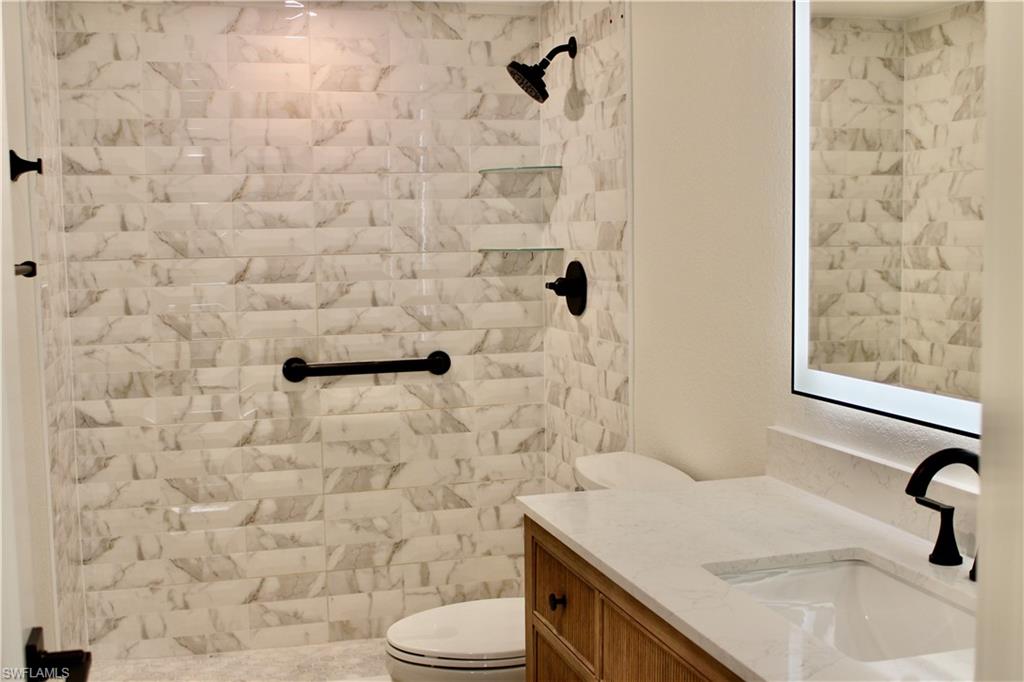 333 Harbour DR # 109