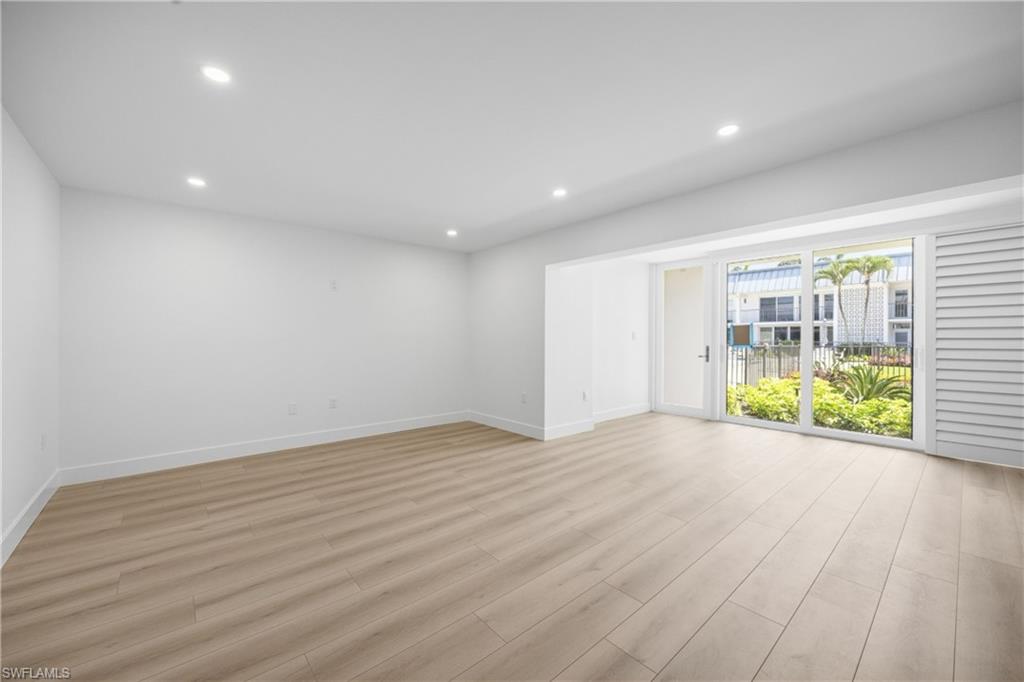 333 Harbour DR # 109