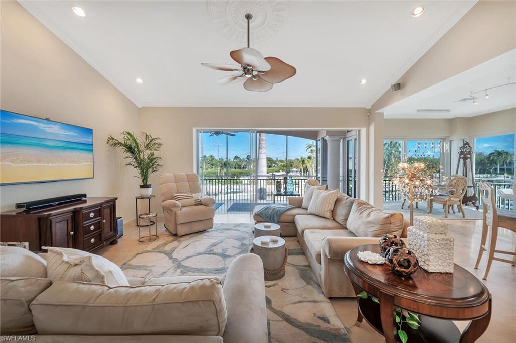 1717 Gulfstar DR S # 204