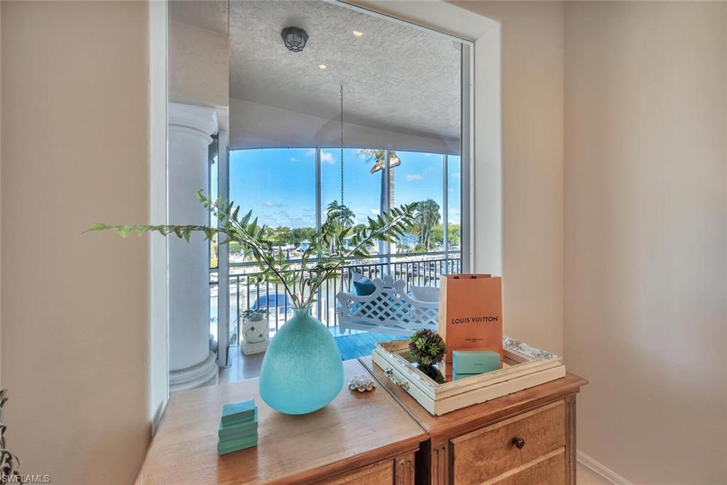 1717 Gulfstar DR S # 204