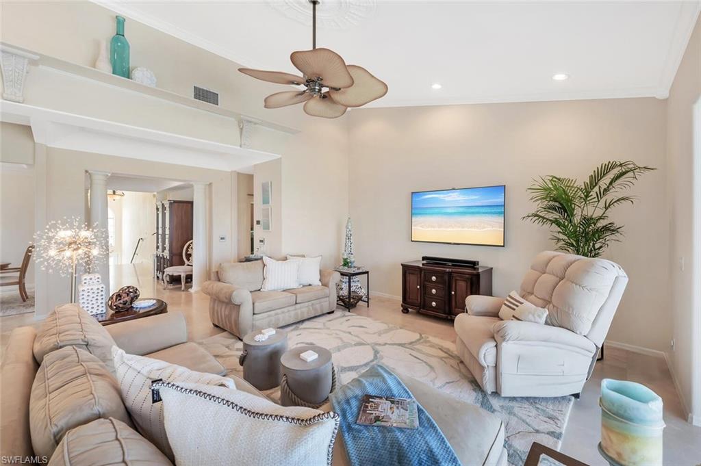 1717 Gulfstar DR S # 204