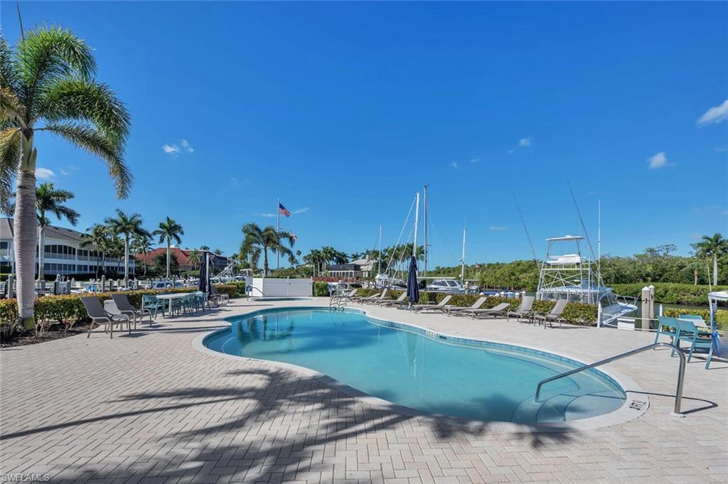 1717 Gulfstar DR S # 204