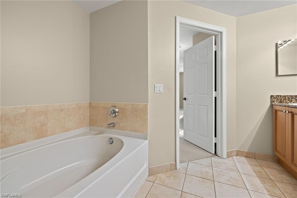 20320 Estero Gardens CIR Unit: 208