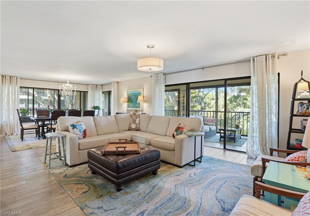 5950 Pelican Bay BLVD # 125