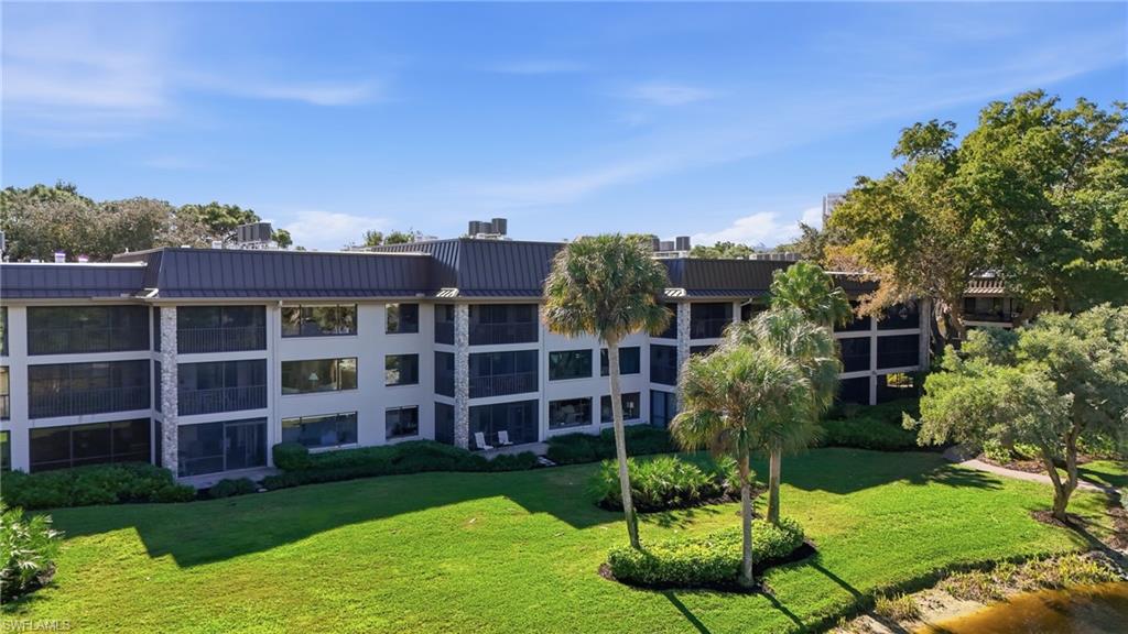 5950 Pelican Bay BLVD # 125