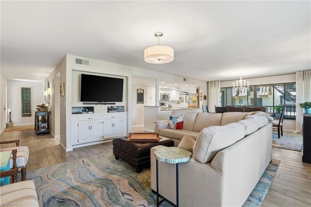 5950 Pelican Bay BLVD # 125