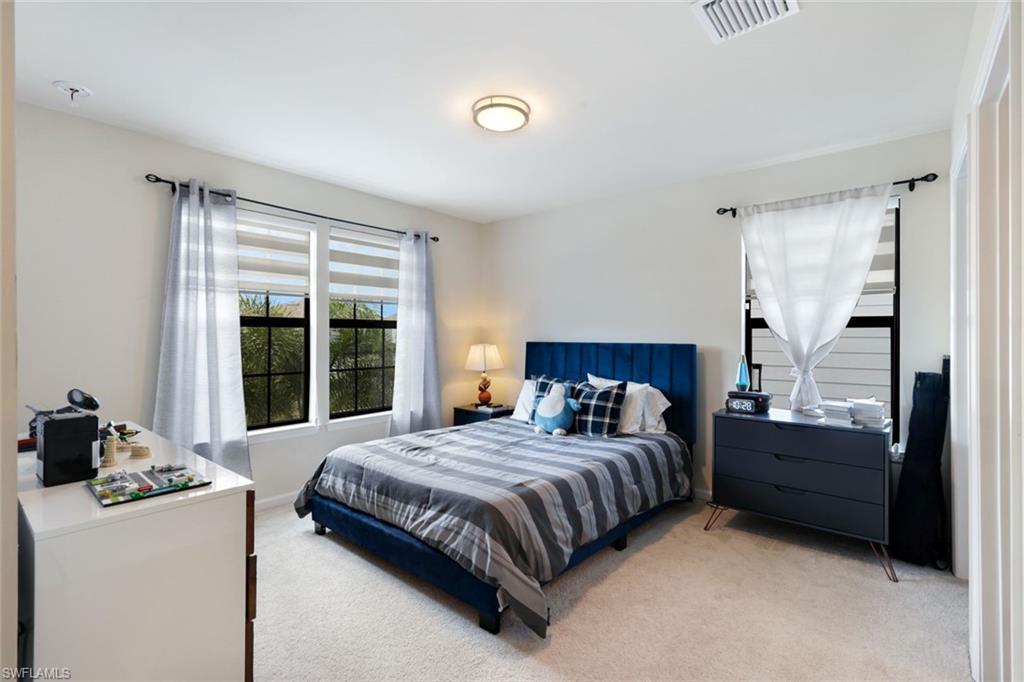 10427 VENTANA LN