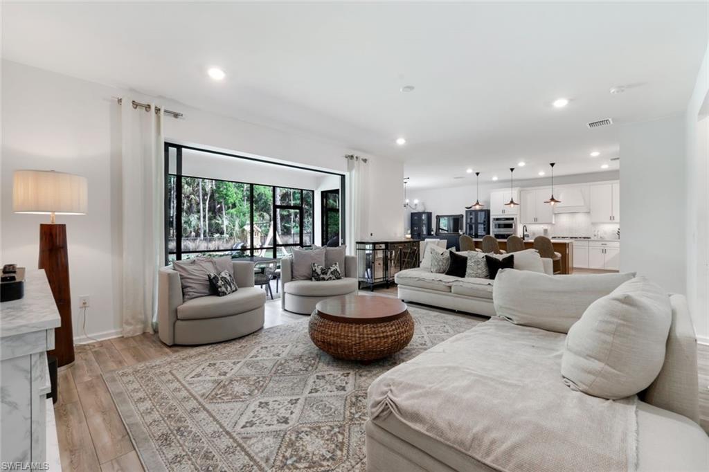 10427 VENTANA LN