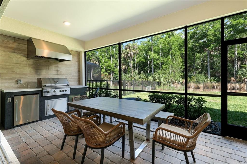10427 VENTANA LN