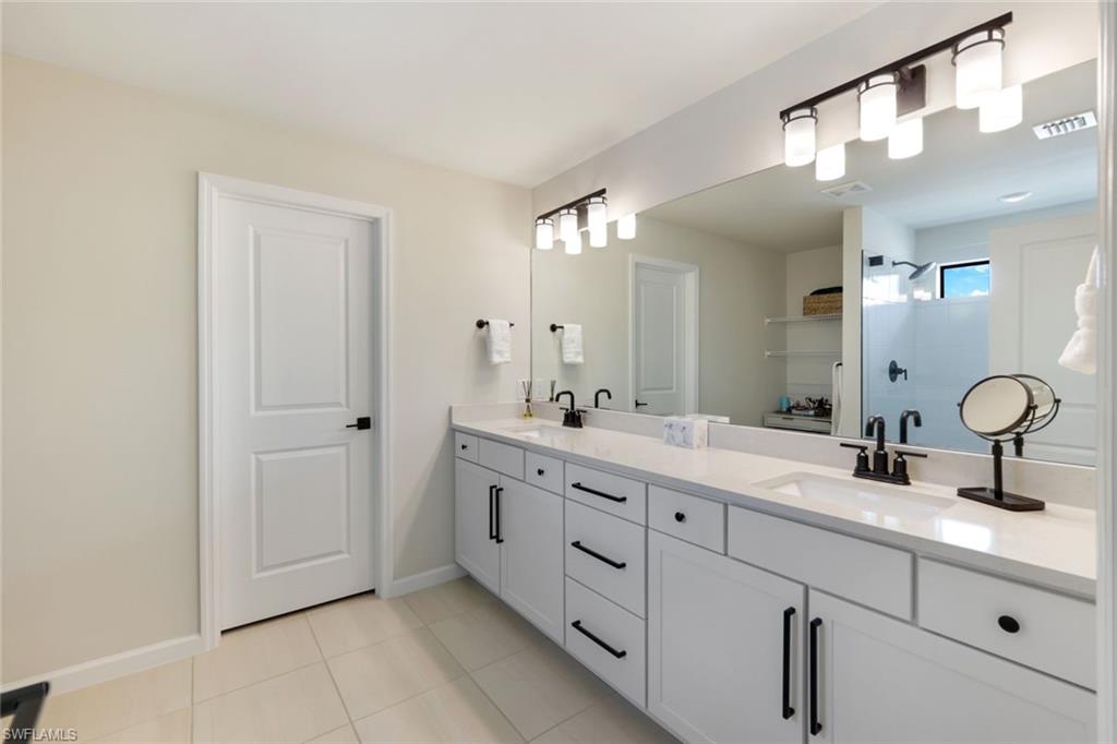 10427 VENTANA LN