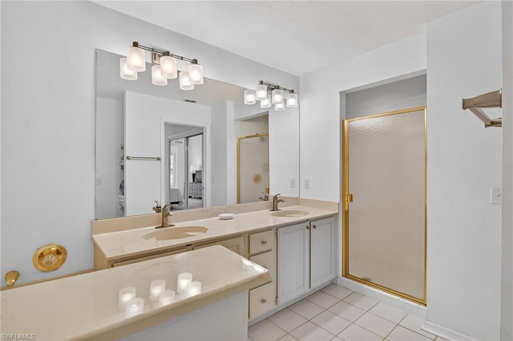 2827 Aintree LN C102