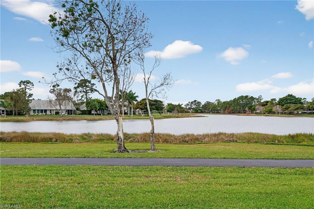 2827 Aintree LN C102