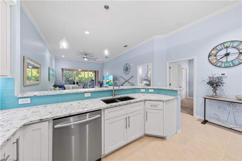 1285 Sweetwater CV 2106