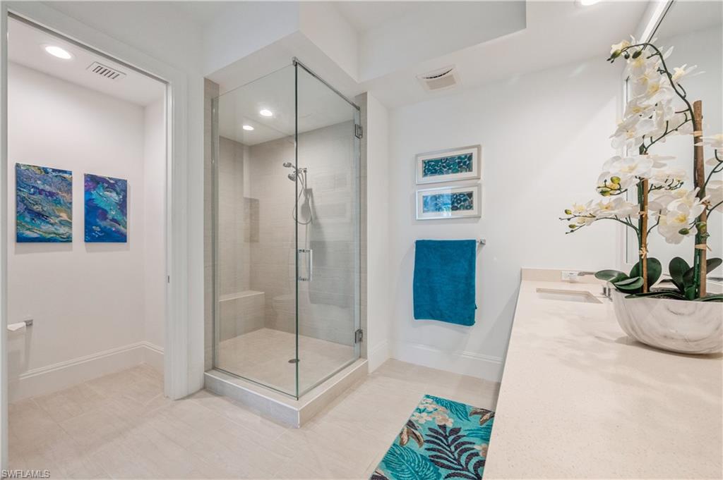 1135 3rd AVE S # 304