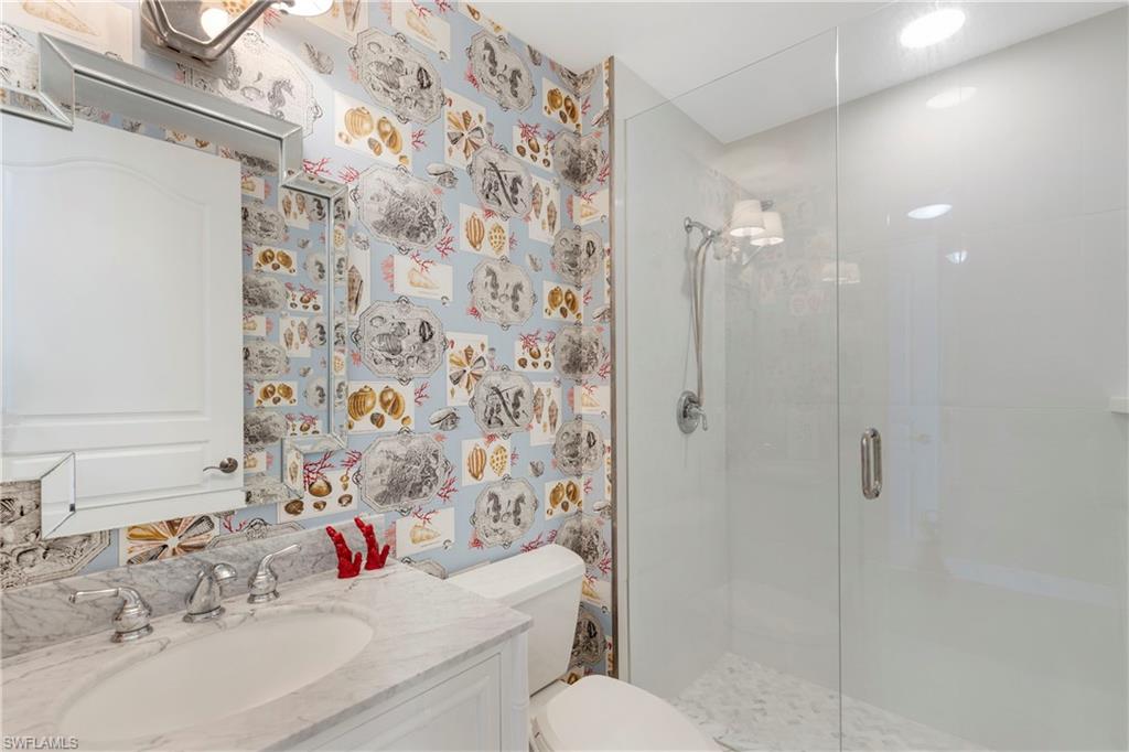 700 La Peninsula BLVD # 404