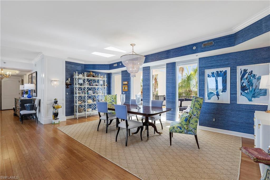 700 La Peninsula BLVD # 404